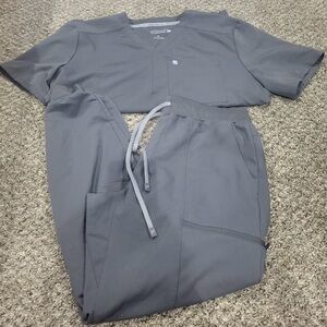 Fabletics Charcoal Gray V-Neck Scrub Top
